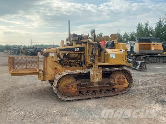 CAT D4E 20 vamzdžių klotuvų buldozeriai