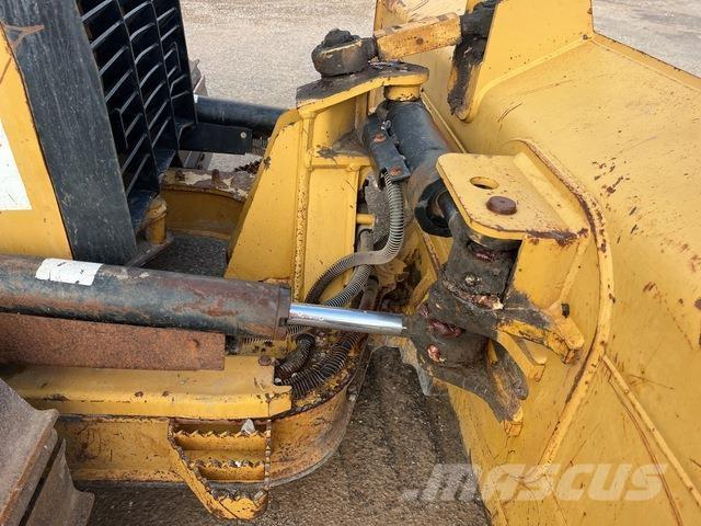 CAT D5K2 LGP Vikšriniai buldozeriai