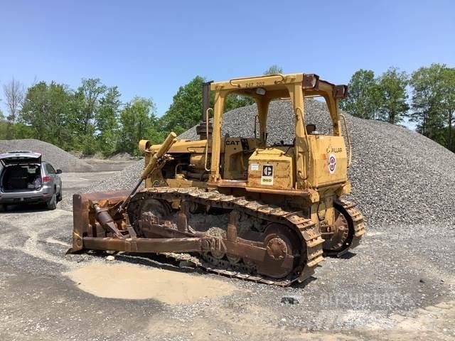 CAT D6D Vikšriniai buldozeriai
