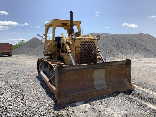 CAT D6D Vikšriniai buldozeriai