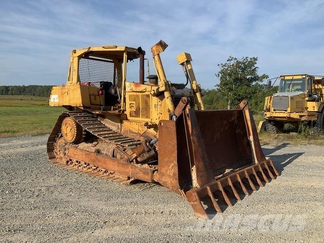 CAT D6H Vikšriniai buldozeriai