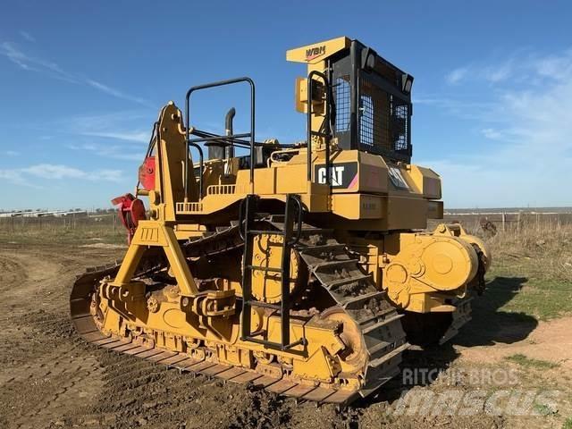 CAT D6T vamzdžių klotuvų buldozeriai