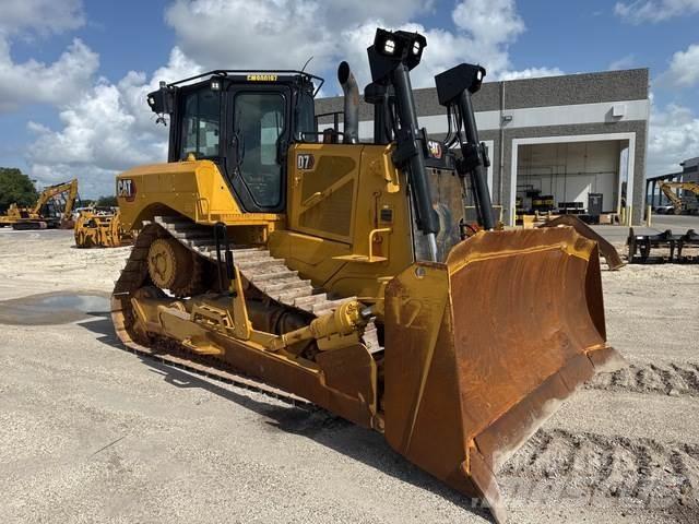 CAT D7 Vikšriniai buldozeriai