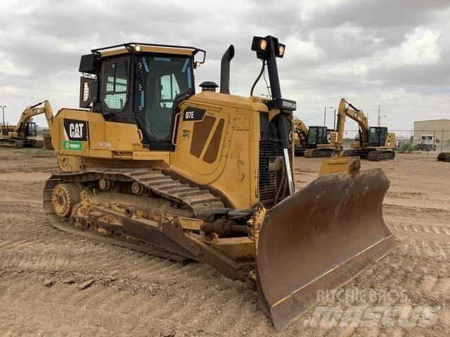 CAT D7E Vikšriniai buldozeriai