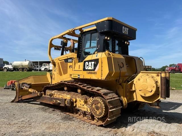 CAT D7E Vikšriniai buldozeriai