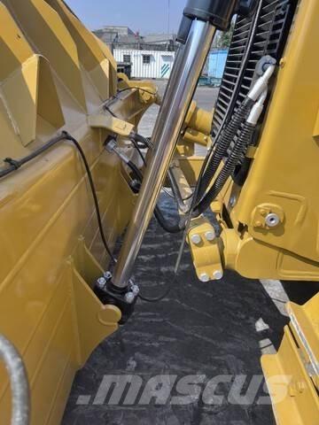 CAT D8GC Vikšriniai buldozeriai