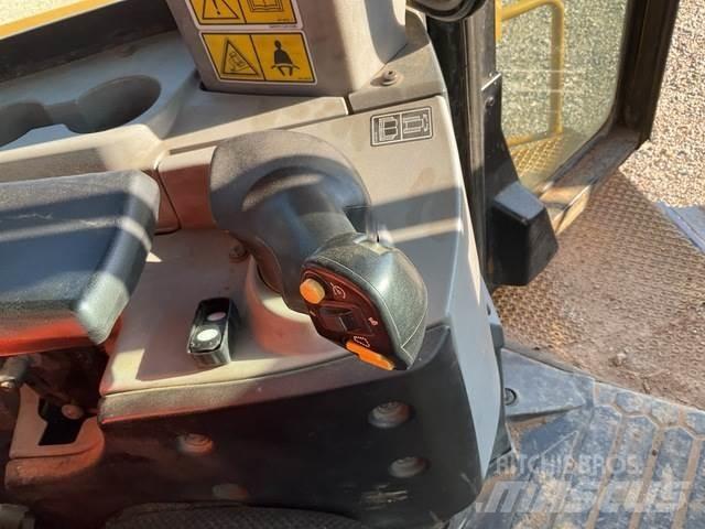 CAT D8T Vikšriniai buldozeriai