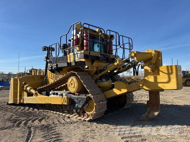 CAT D9T Ratiniai buldozeriai