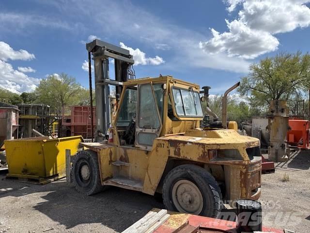 CAT DP90 Visureigiai krautuvai