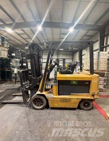 CAT E8000 Elektriniai šakiniai krautuvai