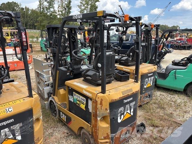 CAT EC25N2 Elektriniai šakiniai krautuvai