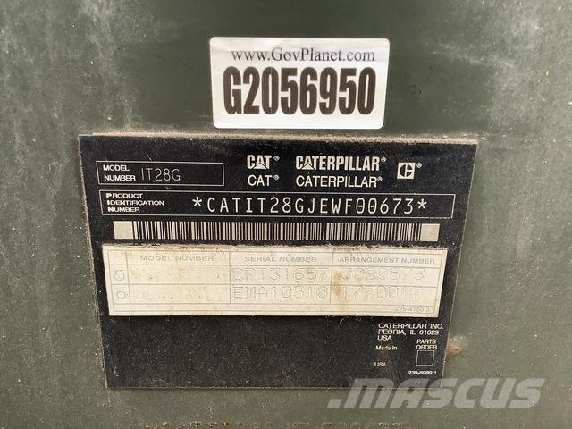 CAT IT28G Visureigiai krautuvai