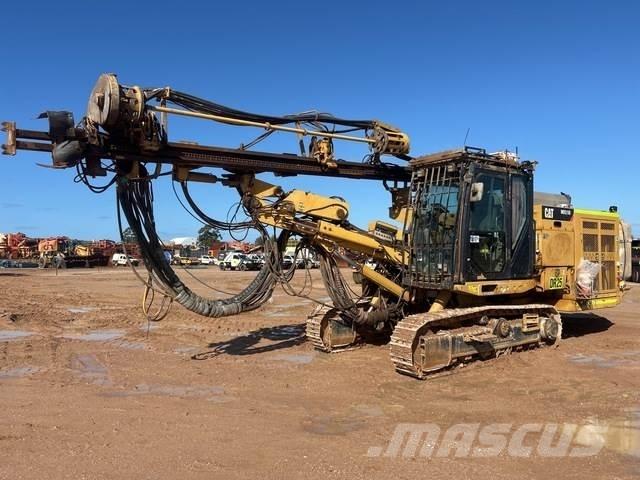 CAT MD5150C Žemės paviršiaus gręžimo technika