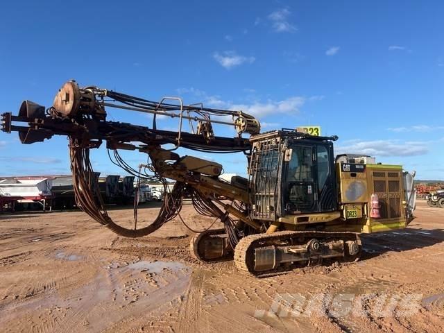 CAT MD5150C Žemės paviršiaus gręžimo technika