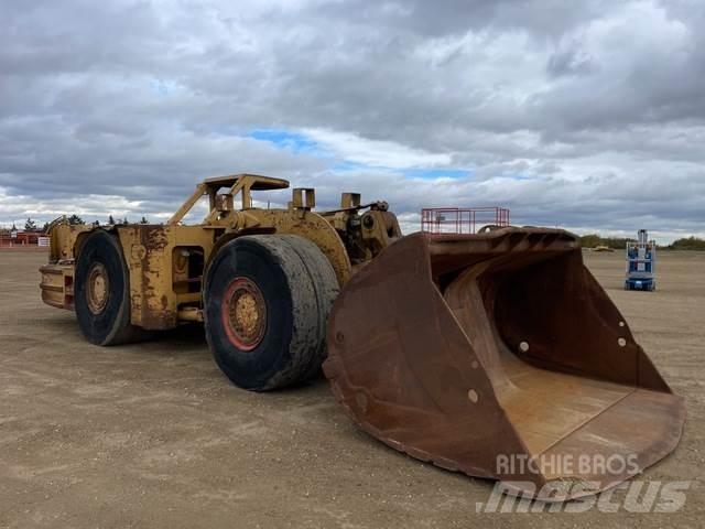 CAT R1700 Požeminis krautuvas