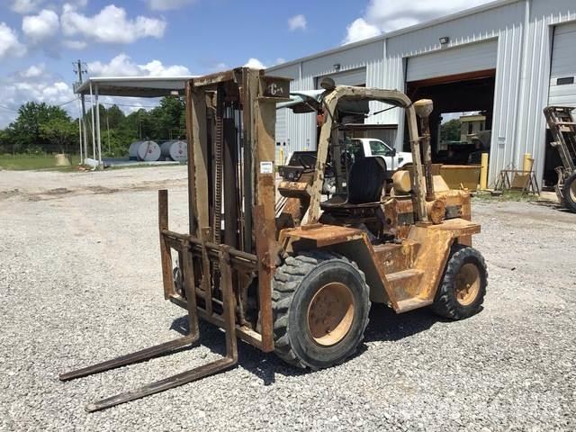 CAT R50 Visureigiai krautuvai