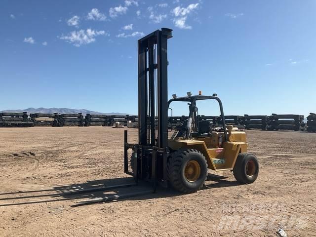 CAT R70 Statyba - Kita