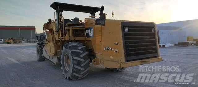 CAT RM300 Gruntiniai volai