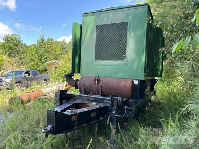 CAT SR4 Dyzeliniai generatoriai
