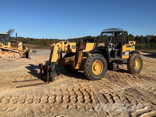 CAT TH460B Teleskopiniai krautuvai