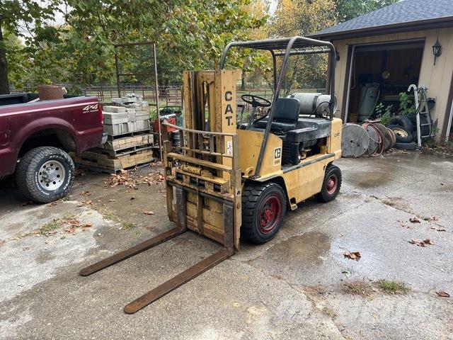 CAT V60 Šakiniai krautuvai - Kita