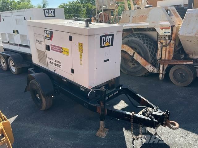 CAT XQ20 Dyzeliniai generatoriai