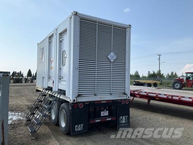 CAT XQ600 Dyzeliniai generatoriai