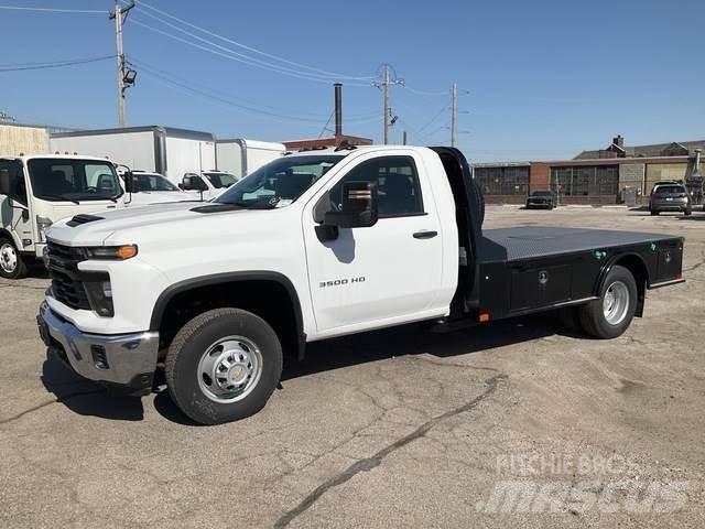 Chevrolet 3500 Platformos/ Pakrovimas iš šono