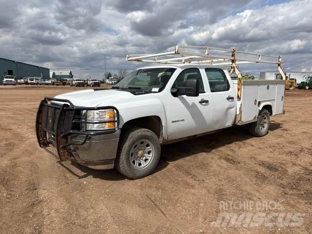 Chevrolet 3500 Pikapai / Bortiniai sunkvežimiai