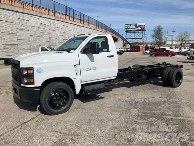 Chevrolet 4500 Kabinos ir salonai