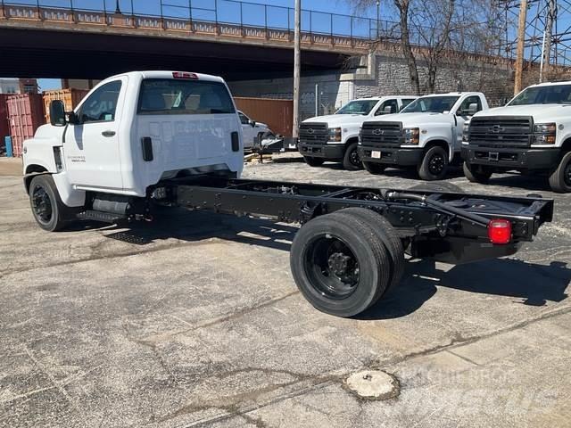 Chevrolet 5500 Kabinos ir salonai