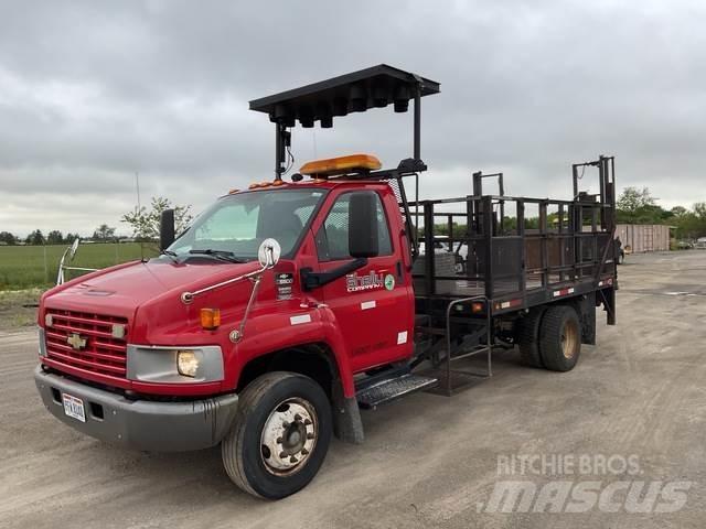 Chevrolet 5500 Platformos/ Pakrovimas iš šono