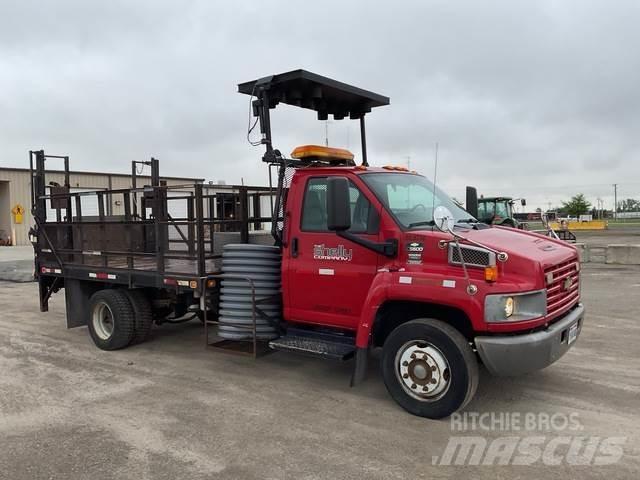 Chevrolet 5500 Platformos/ Pakrovimas iš šono