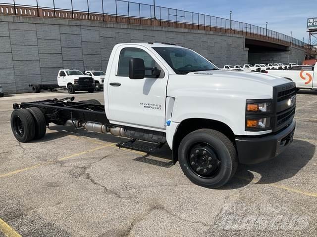 Chevrolet 6500 Kabinos ir salonai
