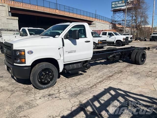 Chevrolet 6500 Kabinos ir salonai