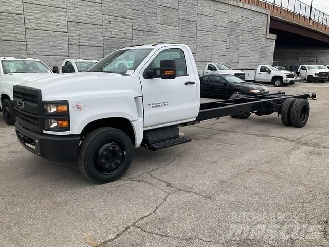 Chevrolet 6500 Kabinos ir salonai