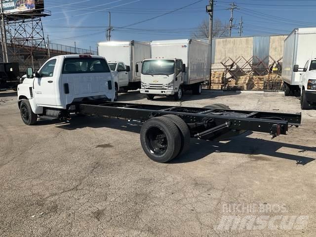 Chevrolet 6500 Kabinos ir salonai