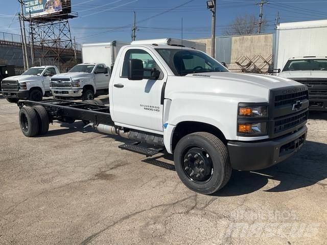 Chevrolet 6500 Kabinos ir salonai