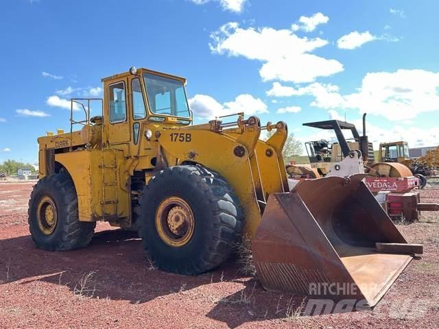Clark 175B-C Naudoti ratiniai krautuvai