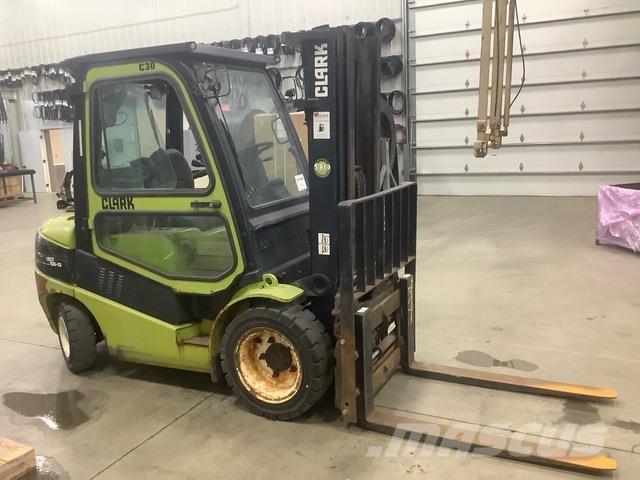 Clark C30L Šakiniai krautuvai - Kita