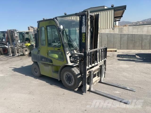 Clark C40D Šakiniai krautuvai - Kita