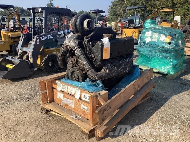 Cummins V903 Varikliai