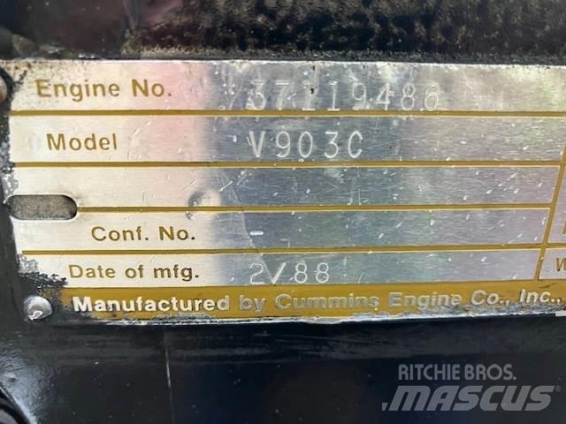 Cummins V903C Varikliai