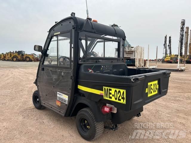 Cushman 800E Statyba - Kita
