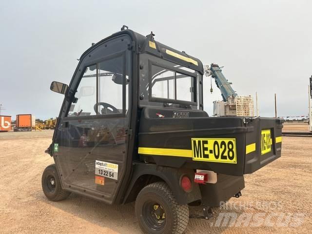 Cushman 800E Statyba - Kita