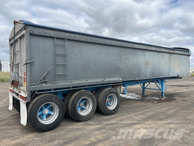  Debora Downs Savivartės priekabos