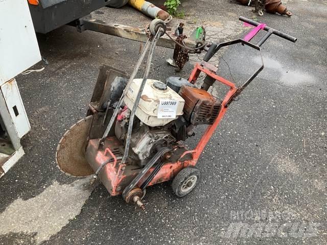Diamond CC1300 Statyba - Kita