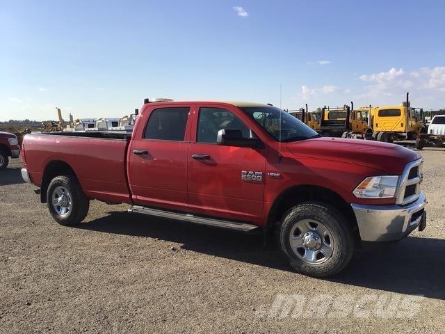 Dodge 2500 Pikapai / Bortiniai sunkvežimiai