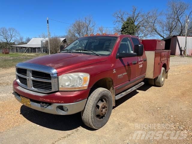 Dodge 3500 Pikapai / Bortiniai sunkvežimiai