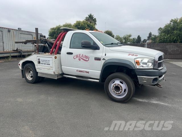 Dodge 5500 Pagalbos kelyje automobiliai